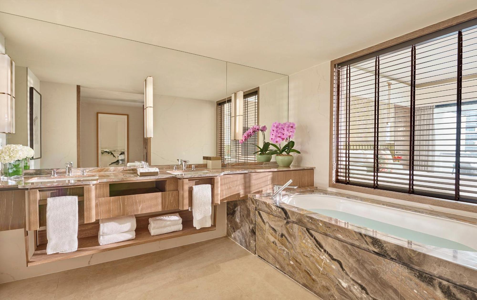 Mandarin Oriental, Khách sạn Singapore